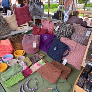 Hand knitted bags and purses - by GSFlair